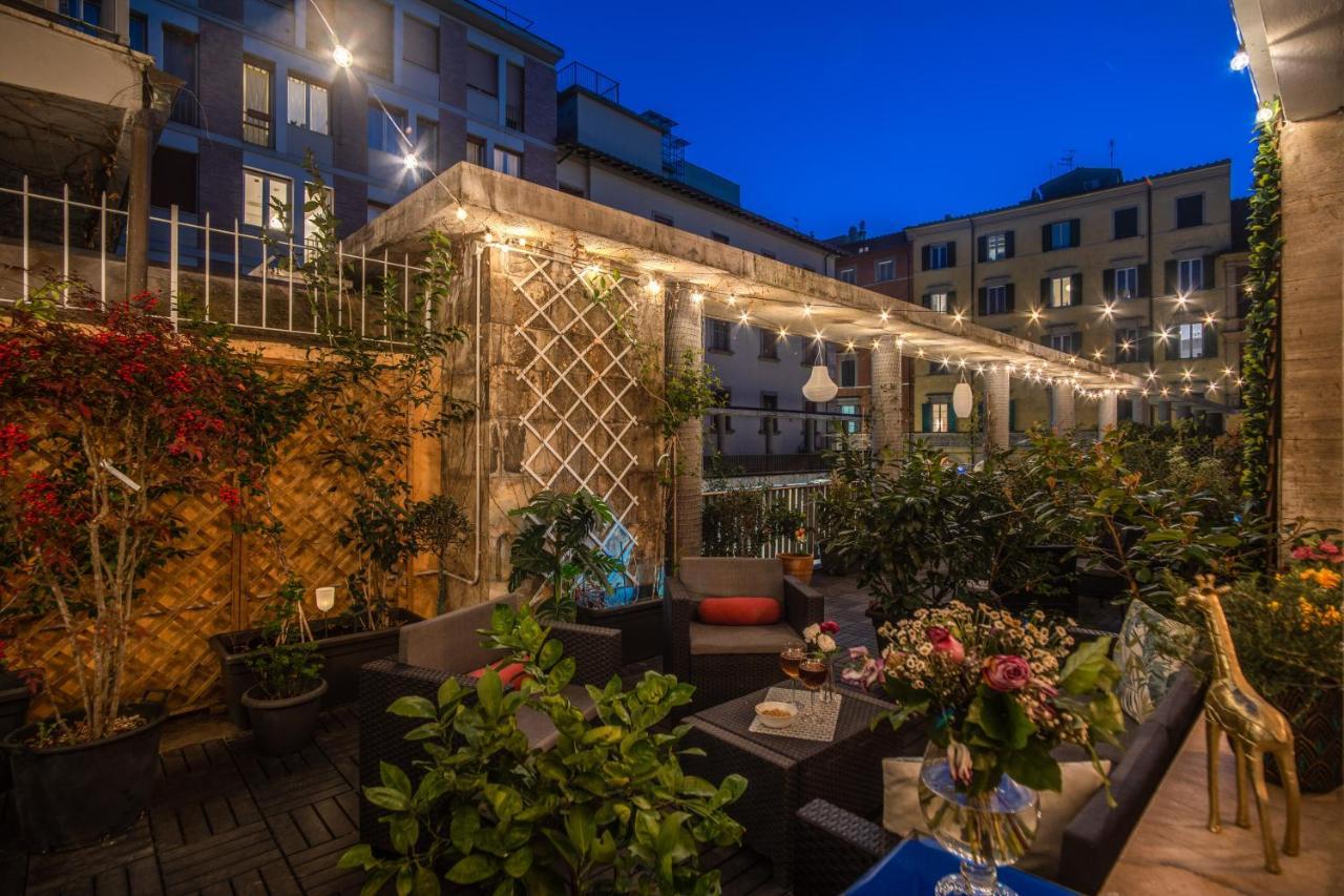 Aweshomeitaly - White Mirrors Apartment Пиза Екстериор снимка
