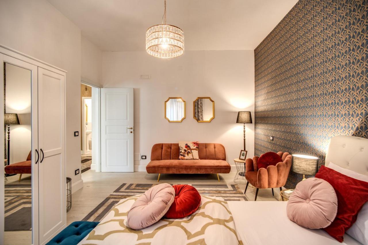 Aweshomeitaly - White Mirrors Apartment Пиза Екстериор снимка